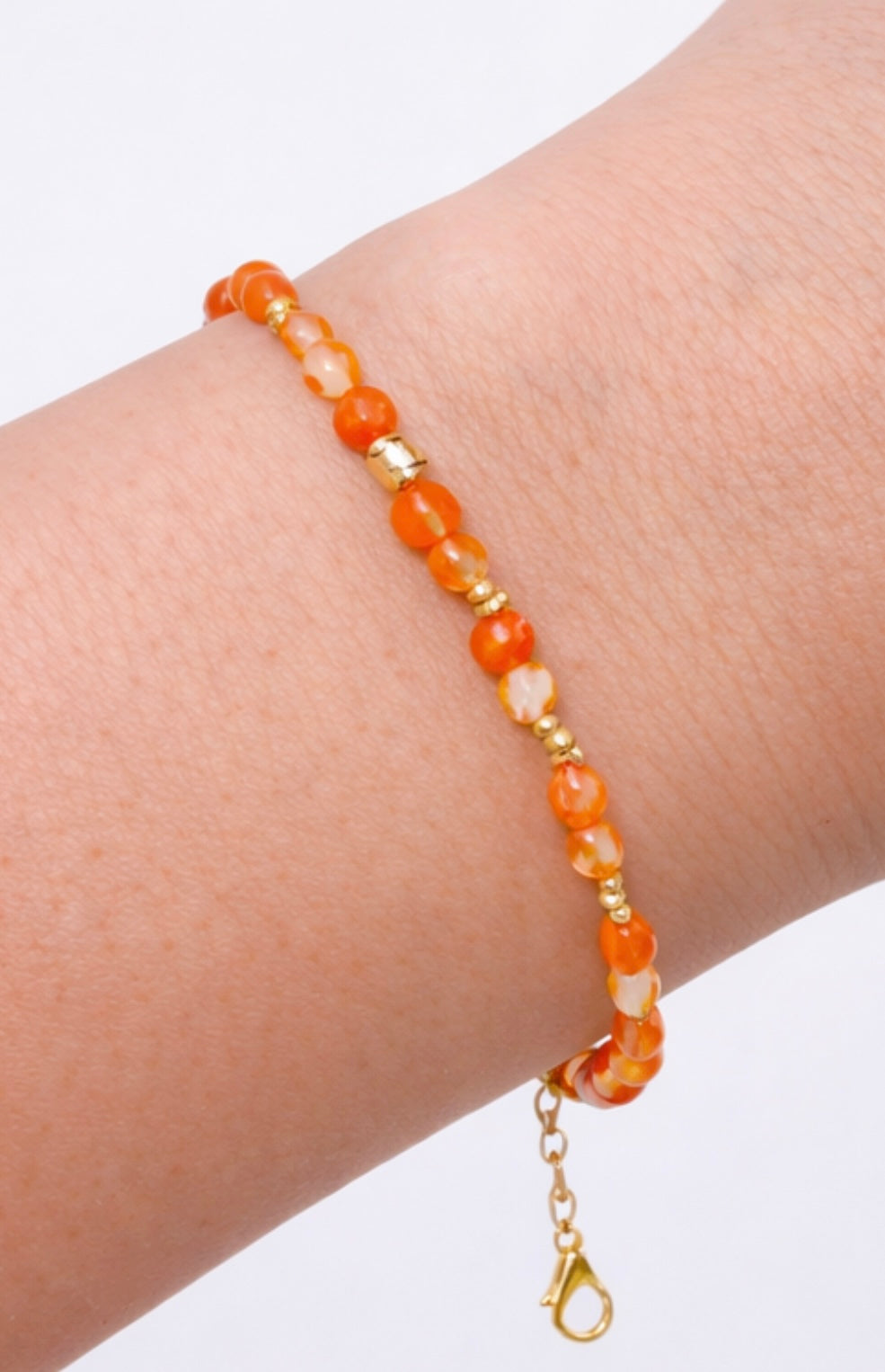 Orange agate beaded bracelet