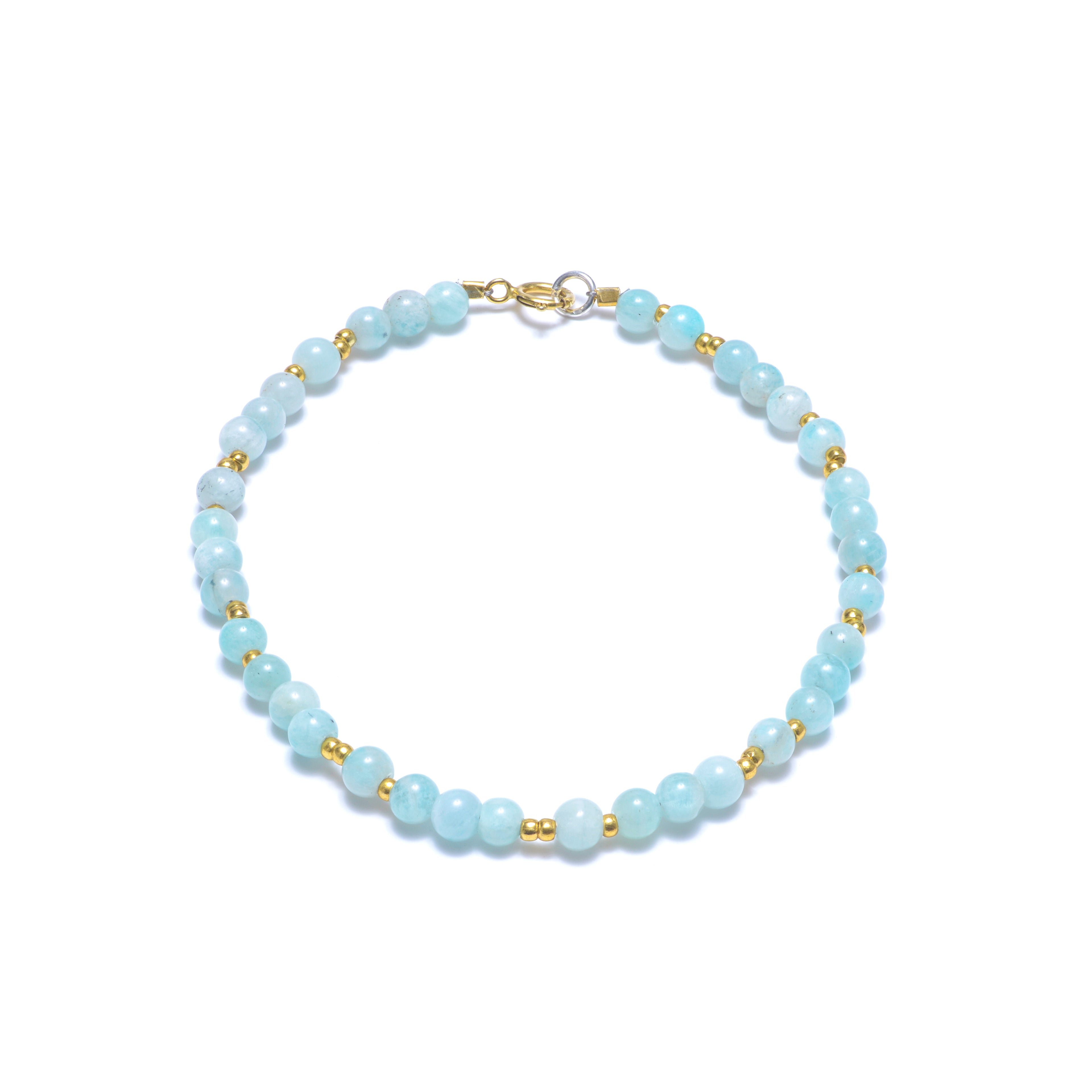 Beaded bracelet in blue